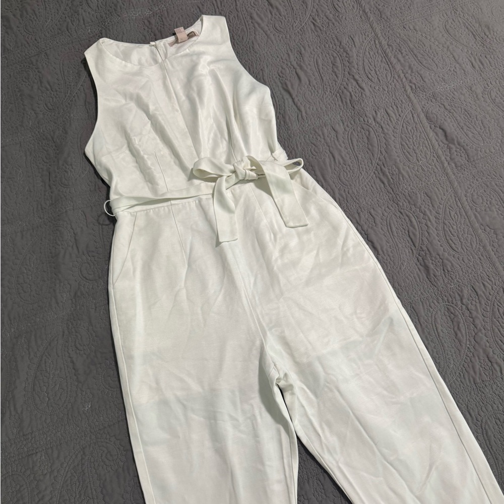 Forever 21 Cream Sleeveless Jumpsuit